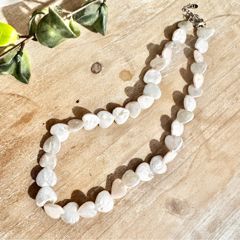 Chic Heart-Shaped pearl Necklace